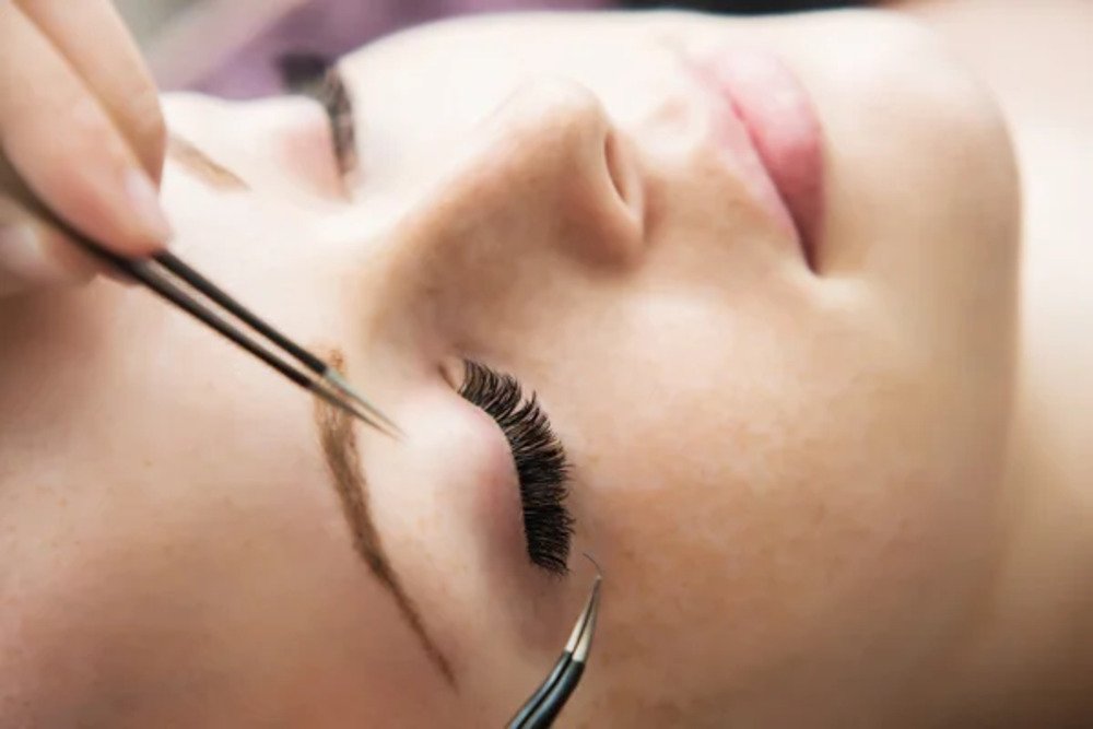 Lash Extensions Small.1 jpg